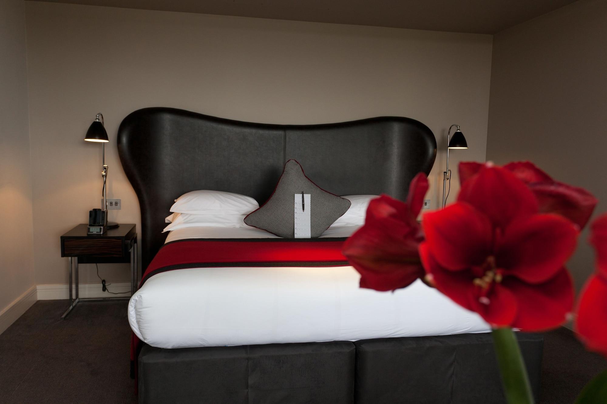 Brooklands Hotel & Spa Вейбридж Номер фото
