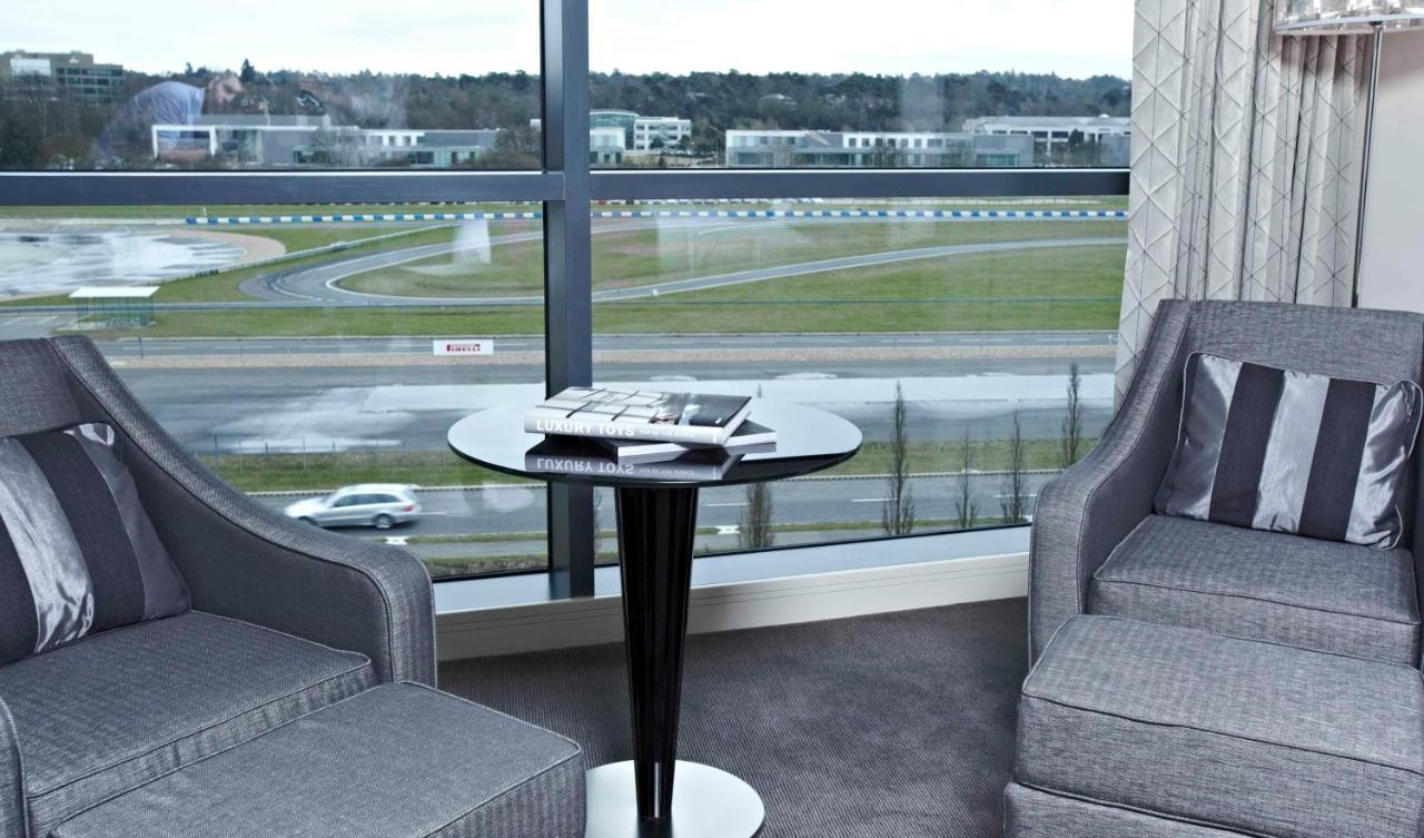 Brooklands Hotel & Spa Вейбридж Экстерьер фото
